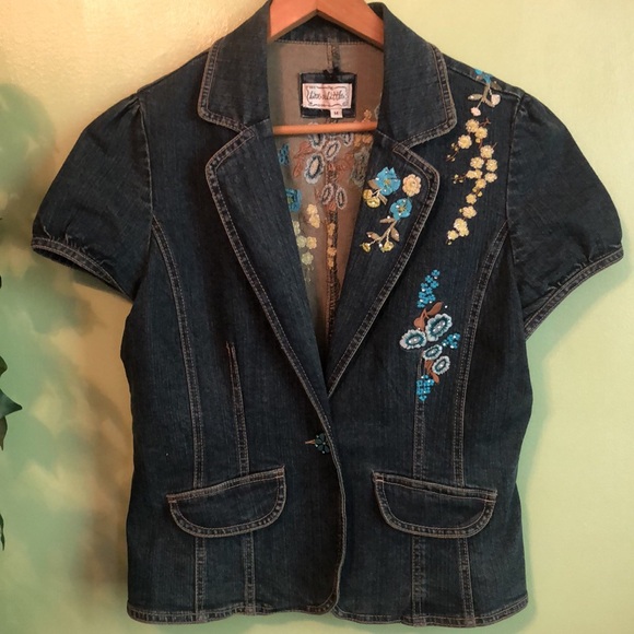 Vintage Live a Little Floral Embroidered Denim Jacket Size M - Picture 2 of 15